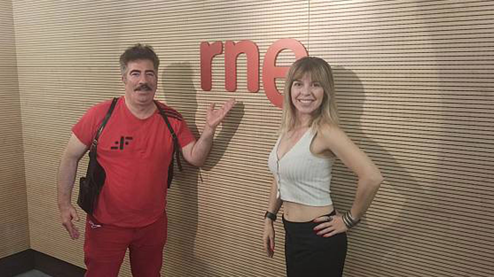 Mara Guil y Agustin Jimenez en radio5